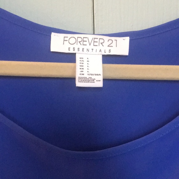 Forever 21 Essentials Peplum Blouse size L - Picture 2 of 4